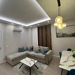 Gold Vollga House Апартаменты