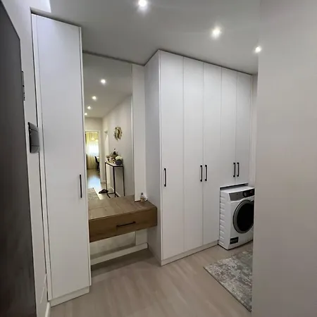 Gold Vollga House Apartment